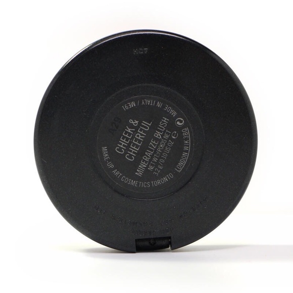 MAC Mineralized blush Cheek & Cheerful BNIB - Picture 4 of 5